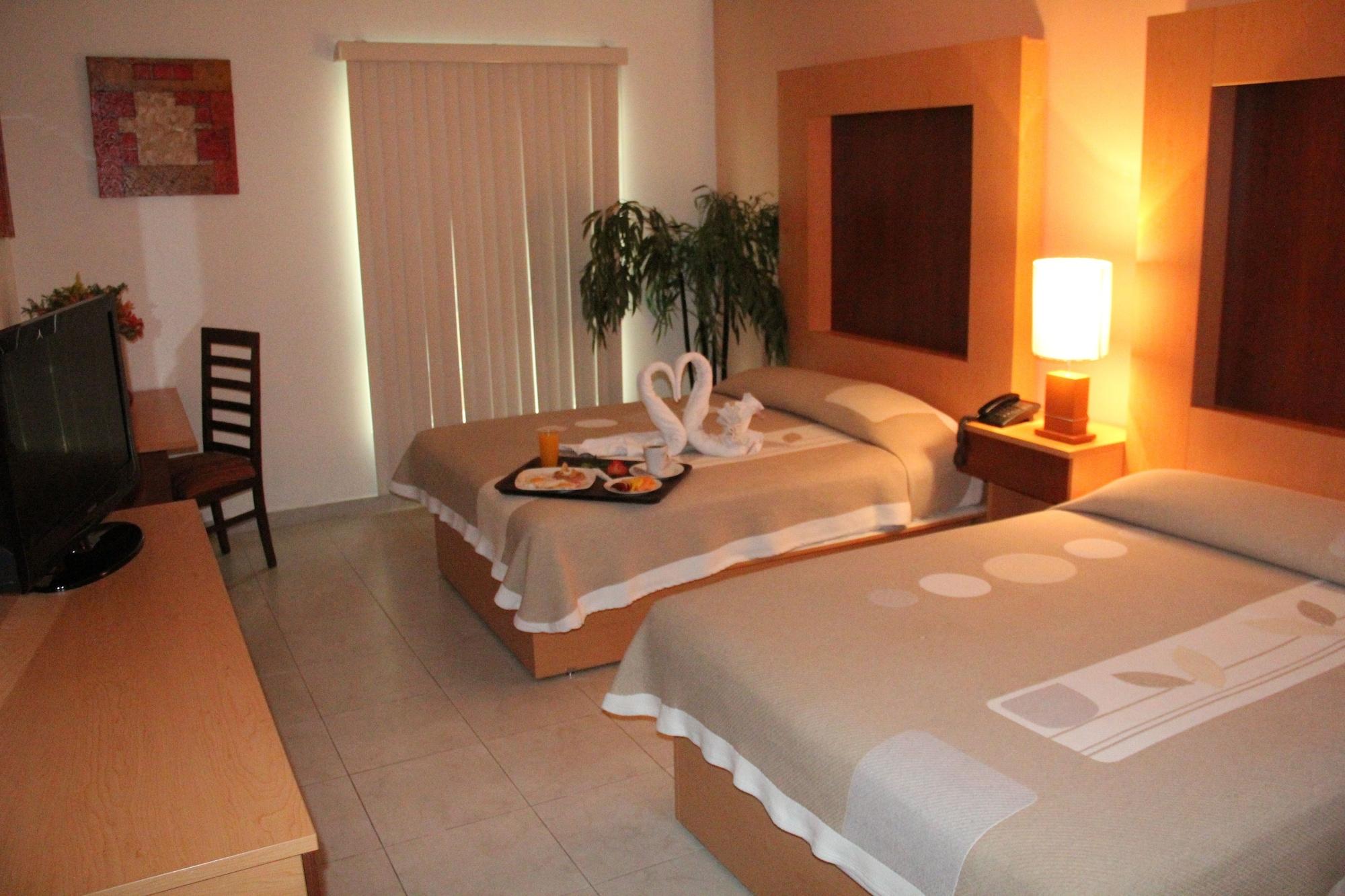 Hotel Real Zapopan Εξωτερικό φωτογραφία
