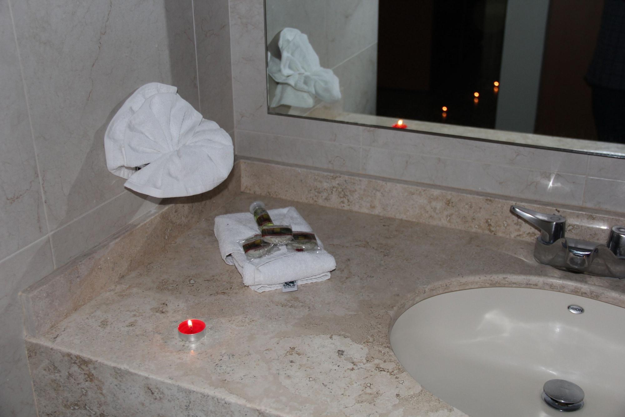 Hotel Real Zapopan Εξωτερικό φωτογραφία