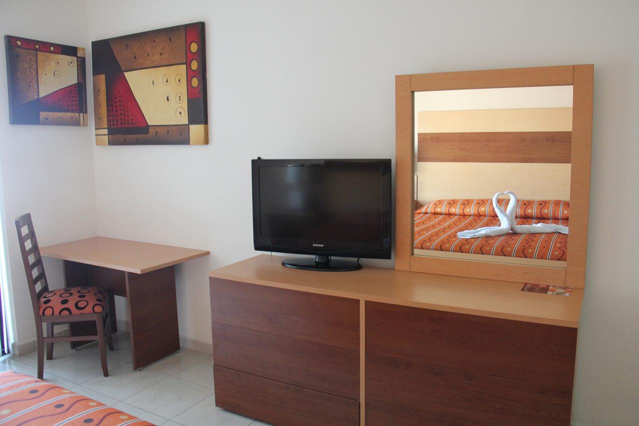 Hotel Real Zapopan Εξωτερικό φωτογραφία