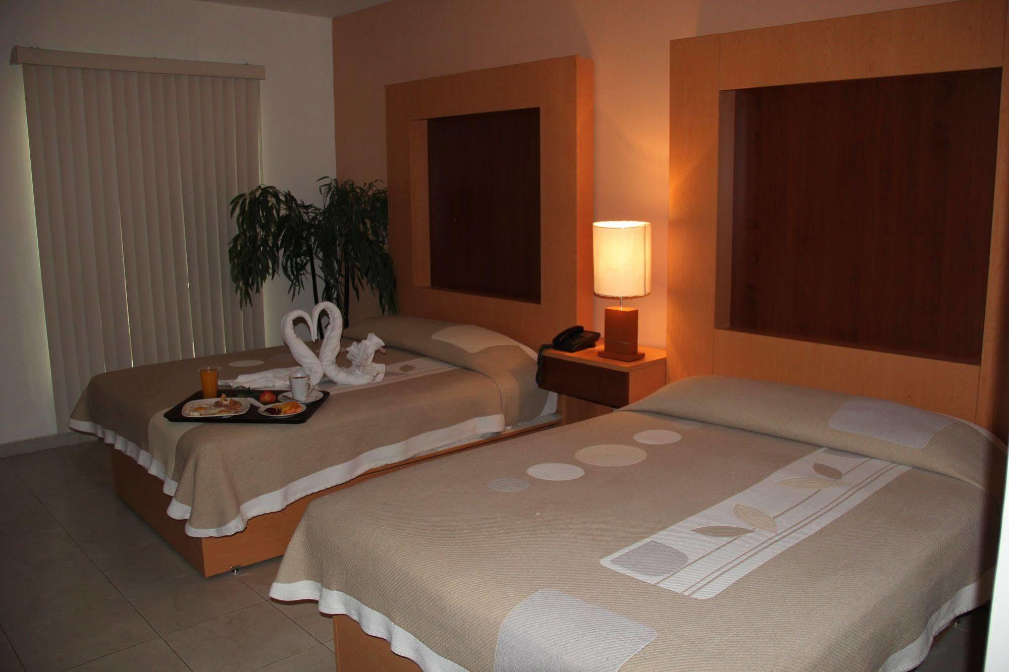 Hotel Real Zapopan Εξωτερικό φωτογραφία